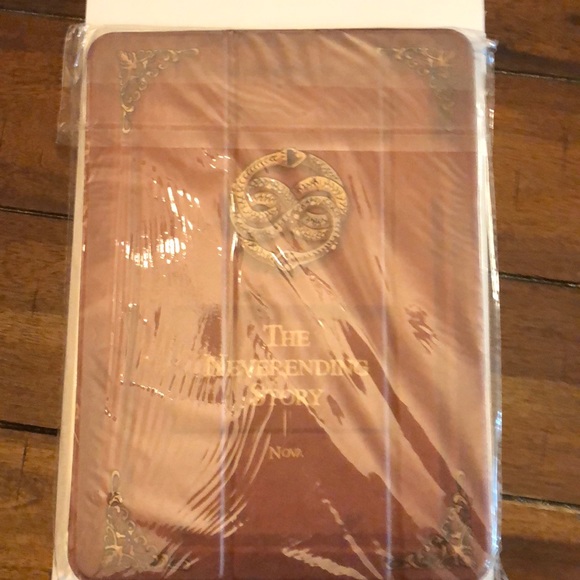 Ipad pro 11” case and glass - Picture 2 of 4